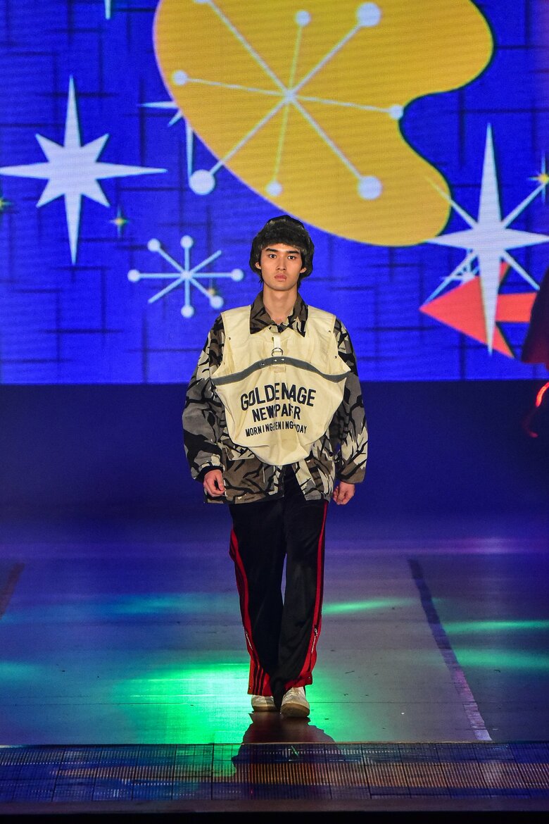 藤岡真威人さん(C)Rakuten GirlsAward 2023 AUTUMN/WINTER