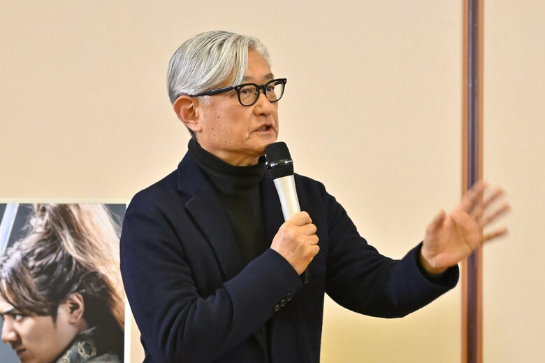 堤幸彦監督　撮影：阿部 章仁
