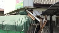 走行中のトレーラーの荷台が住宅を直撃「突然はずれて突っ込んだ」　運転手自ら通報　けが人なし　群馬・みどり市