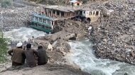 豪雨による鉄砲水が発生　23人死亡、100人以上行方不明　家屋や商店など多くの建物が倒壊　アフガニスタン