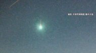 夜空に光り輝く“火球” 月より明るくても実は1円玉ほどのサイズ!? 最近目撃相次ぐ理由とは?