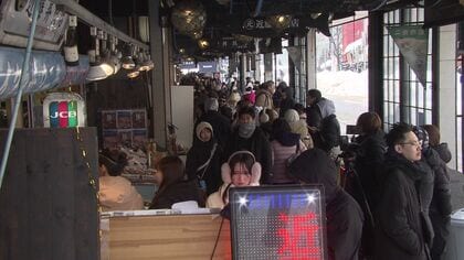 【春節】過去最多の95億人が移動か＿渡航自粛で中国からの観光客に異変＿団体客が減少し個人客が増加、直接来日せず香港などを経由するケースも＿土産物店では売り上げが半減〈北海道〉