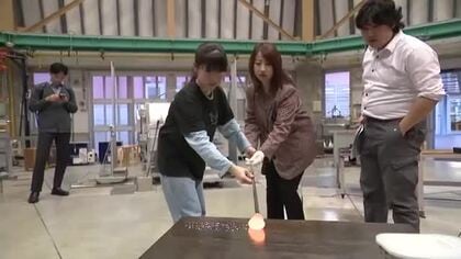 話題の富山ガラス工房で製作体験　中国・上海の旅行会社を招いた観光ツアーを富山県が実施