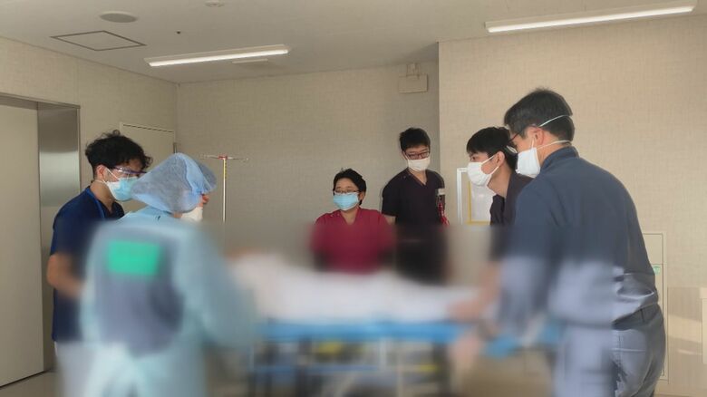 爆発的感染拡大の沖縄　長期化で「医療崩壊の可能性、ゼロではない」 人出不足が深刻…医療現場の現状