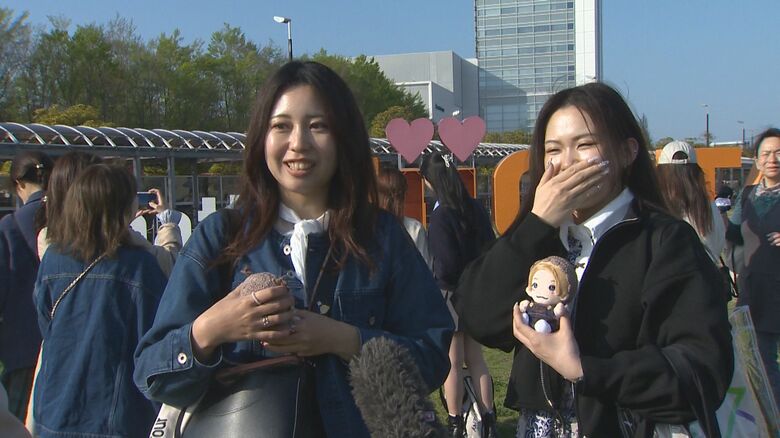 にぎわう会場周辺