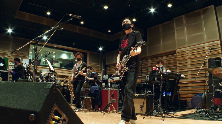 「Still Dreamin'―布袋寅泰 情熱と栄光のギタリズム―」2月4日より＜2週間限定＞全国公開 配給：東宝映画事業部 (C)2022「Still Dreamin'」製作委員会