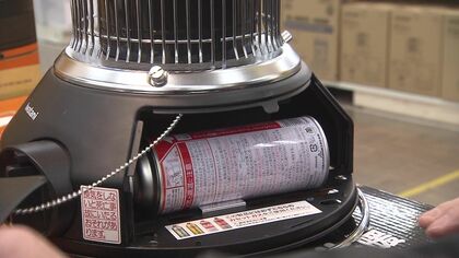 ホームセンター『防災グッズ』変化「コンセントや電源なしで着火…去年の3倍」進化系ガスストーブ 体に優しいアイデアスコップで重い雪も大丈夫