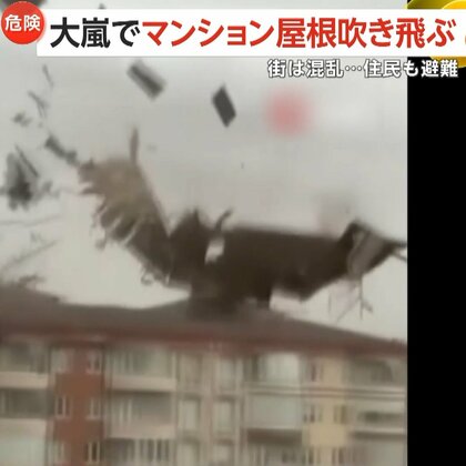 マンションの屋根吹き飛び…青果店倒壊で商品にも被害、看板落下も　“大嵐”に襲われ街は混乱　トルコ
