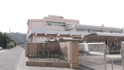霧島市で下校中の中学生2人が重傷　普通乗用車が坂道をバック　国分中学校近くの市道