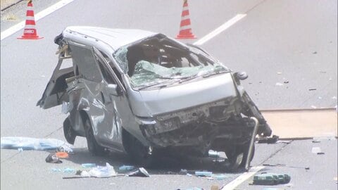 東北道下りで車がのり面に衝突、投げ出された運転手が後続車にはねられ意識不明の重体　助手席の男性ケガ　栃木・宇都宮市