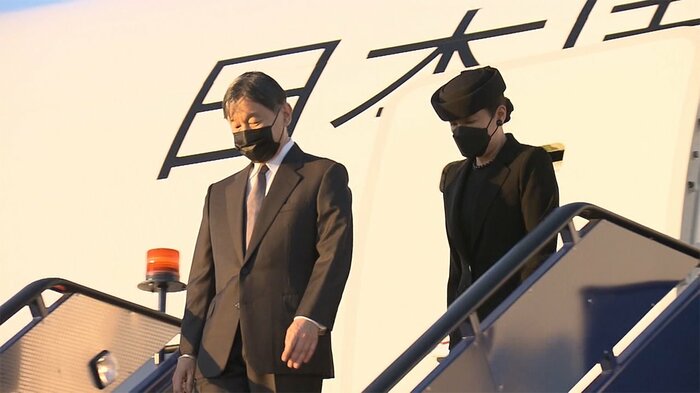 ロンドンに到着された両陛下(18日)