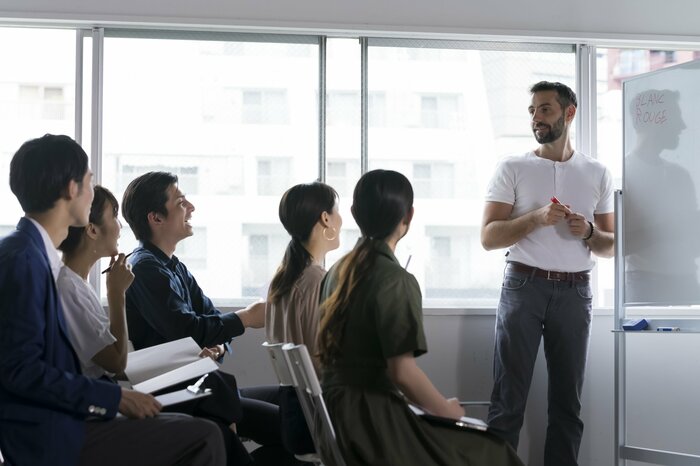 外国語も支給の対象となっている(画像はイメージ)