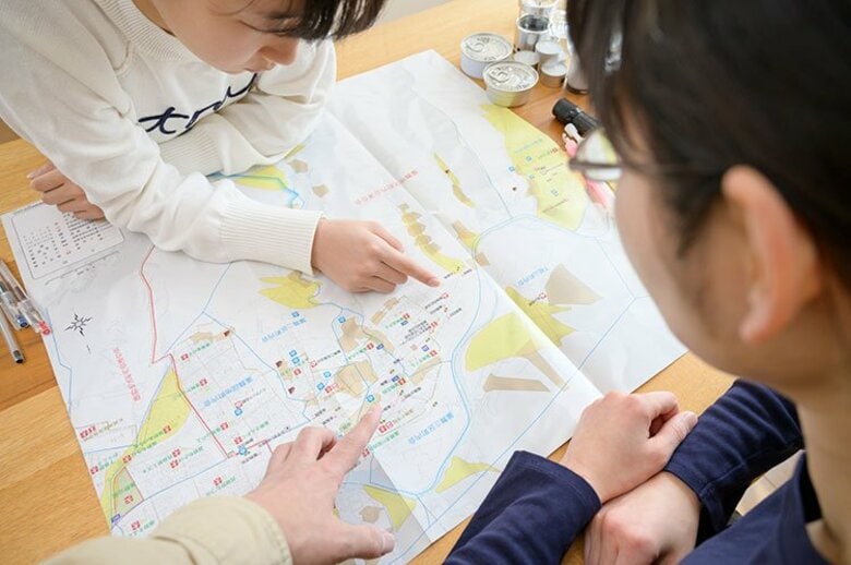 【調査結果】小中学生がもっとも不安を感じる自然災害は「地震」 72.5%が“防災グッズ”を用意