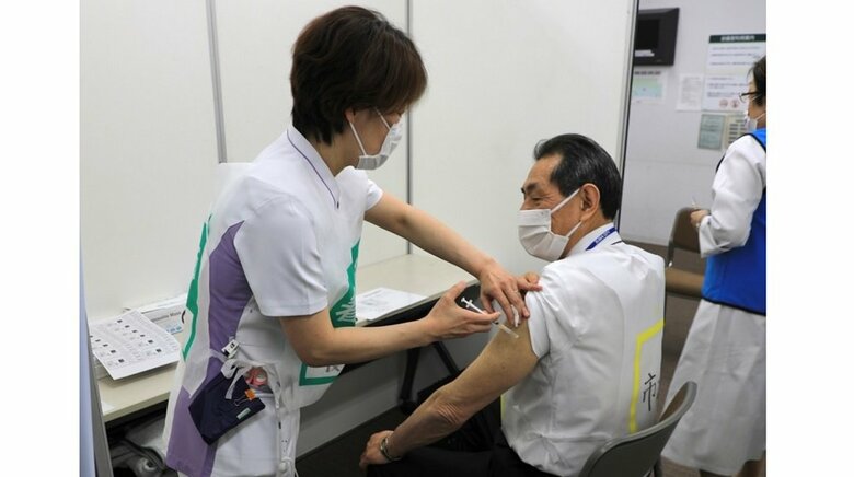 神奈川・逗子市　新型コロナワクチンの「集団接種の流れ」を公式ホームページで紹介｜FNNプライムオンライン
