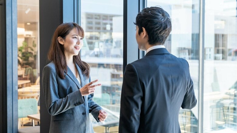 日本コカ･コーラ社の女性マネジャーが“コカ･コーラを日本一売った”男に伝えた叱り方「“人”を責めるのではなく“行動“を叱る」｜FNNプライムオンライン