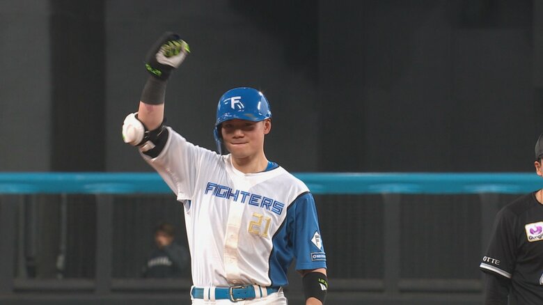 【日本ハム】水野が勝ち越し3ラン！清宮は猛打賞 15安打猛攻で連敗ストップもマジックは「1」に｜FNNプライムオンライン