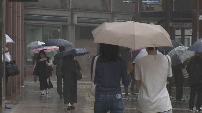 福岡市･天神(10月26日午前8時過ぎ)