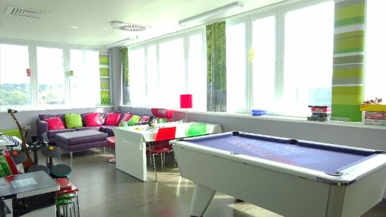 海外の思春期ルームの例（クラウドファンディングの募集ページより）