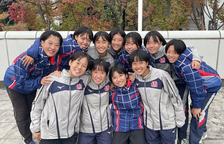 橘高校 陸上部 長距離女子の11人