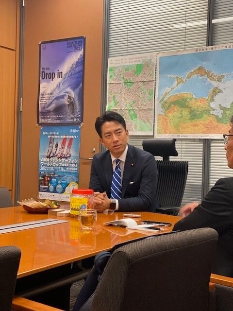 「私はタクシーとライドシェアの共存派だ」