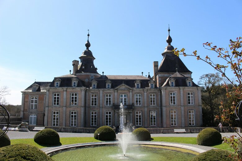 復元された建造物はオリジナルから離れたものもあるという（画像：イメージ）