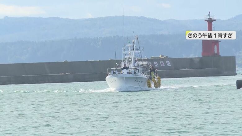 漁を終え帰ってくる漁船