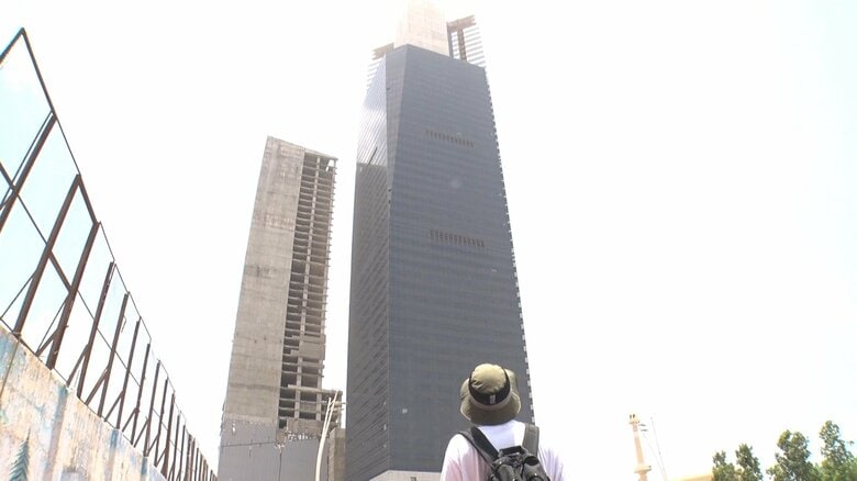 カラチに立ち並ぶ巨大なビル群