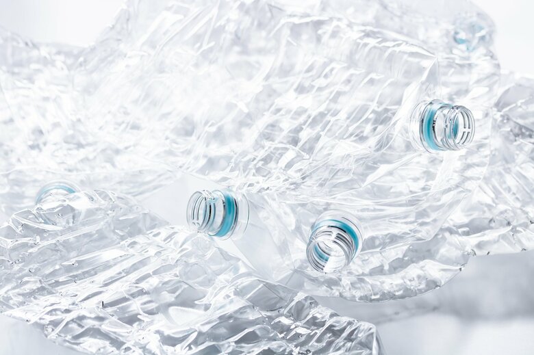 ペットボトルで油を回収するとペットボトルはリサイクルできなくなる（画像はイメージ）