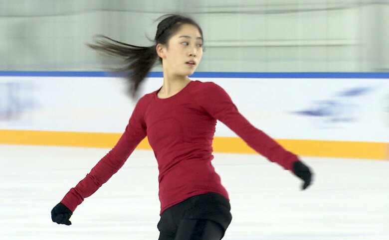 氷上練習に取り組む吉田