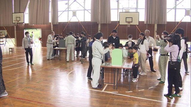土砂災害を学ぶ出前授業の様子