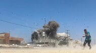 イスラエル軍の空爆で4歳男児含む2人死亡　ガザ中部の建物や難民キャンプを攻撃　「ガザからドローン飛来なら攻撃強化」と警告