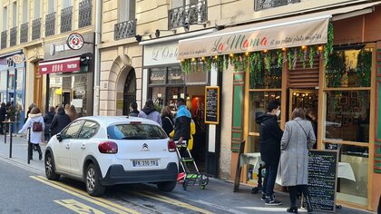 「パリは息が詰まるから早く出たほうがいい」3度目の外出禁止で問われる効果