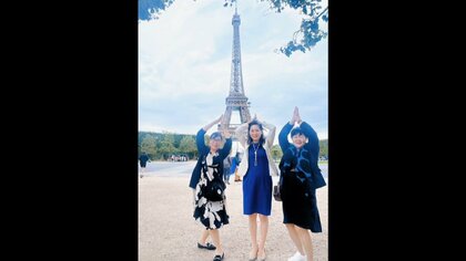 共産党小池書記局長　”エッフェル塔前でポーズ”「国民感覚わかってない」　自民党女性局の海外視察を批判