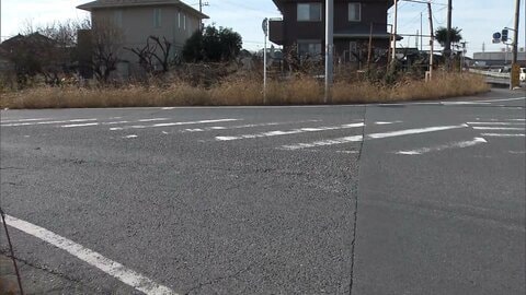 横断歩道で車にひかれた61歳男性搬送先で死亡　現場にタイヤの痕…ひき逃げか　さいたま市