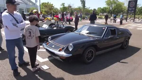 富山のクラシックカーイベントで名車たちに酔いしれる