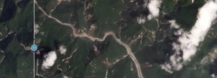 地震後はいたるところで山肌が露に