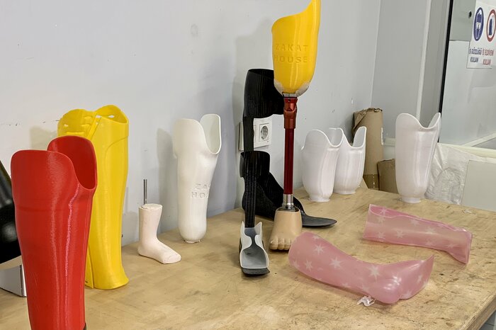 3Dプリンターを用いて作られた義足の一部