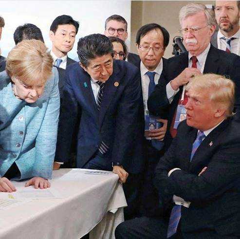 首相官邸インスタグラムより