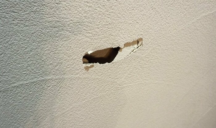 事故であいてしまった穴