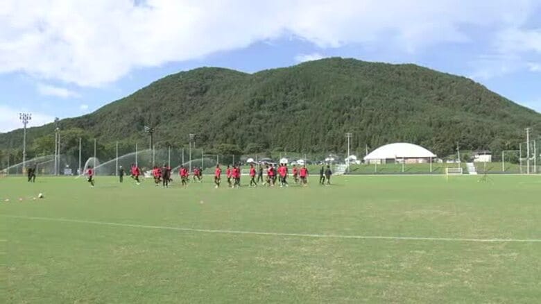 熊出没で練習見学とファンサが中止に　福島ユナイテッドFCの練習場付近でクマ目撃　福島市｜FNNプライムオンライン