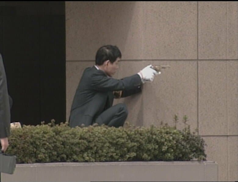 ＃2 警察最高幹部が見せた長官銃撃事件“容疑者”の写真「敗軍の将、兵を語らず」未解決事件を15年追った男が残した言葉 【秘録】警察庁長官銃撃事件2｜FNNプライムオンライン
