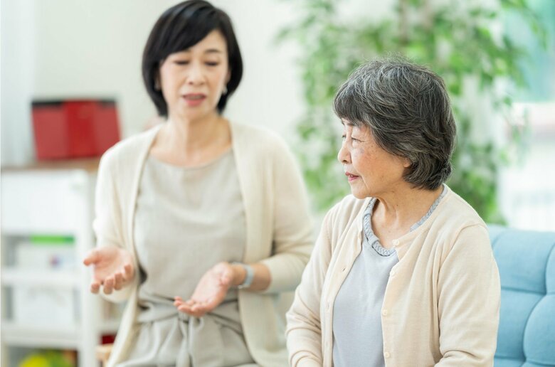 女性を中心に増加する配偶者との「死後離婚」義父母の介護や墓問題から解放されたい…子どもがいる場合の注意点を弁護士が解説　｜FNNプライムオンライン