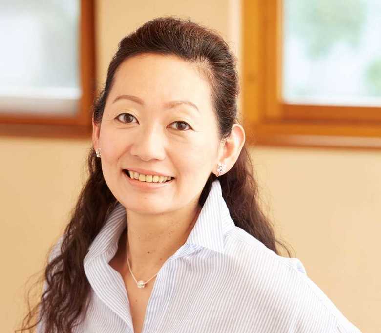 高橋暁子さん