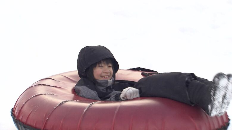 チューブそりも楽しめる