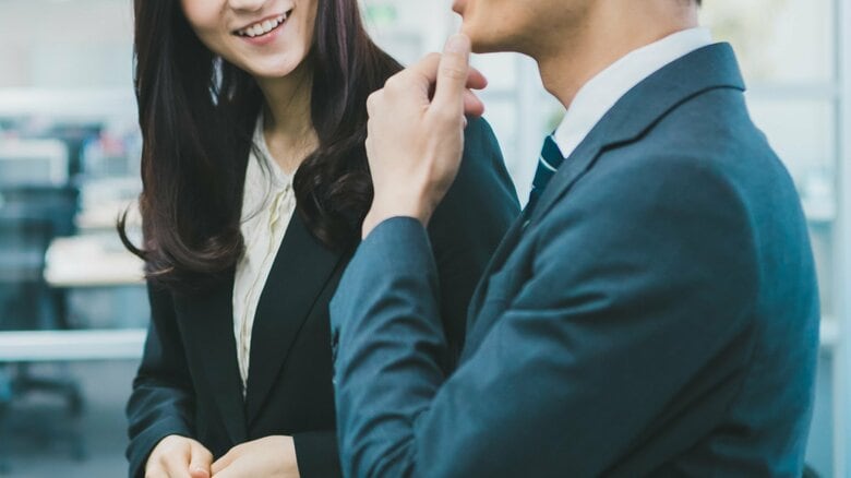 色仕掛けで軍事情報を探っていた（イメージ）