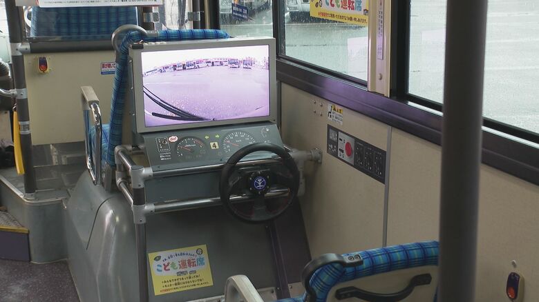 こども運転席
