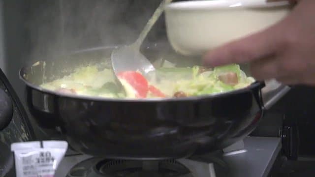 酪農家のならでは　ミルクたっぷりのスープ