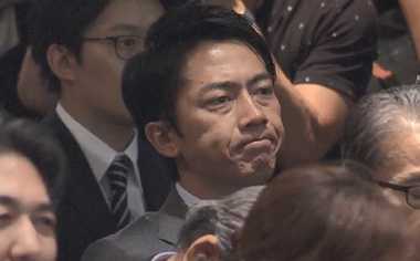初入閣の小泉進次郎氏 安倍内閣の一員となっても政権に物申せるのか