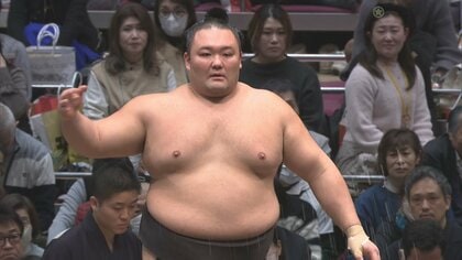 朝乃山が6勝目 「前に出る相撲」で落ち着いて寄り切り、翔猿を下す【大相撲初場所 9日目結果】