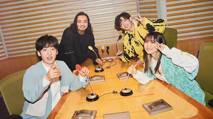 Creepy Nuts×Ayase×幾田りらに独占取材　初コラボ曲のタイトルは「僕ら4人のこと」